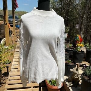 Beldini sweater. White. Size L. Lace sleeves.